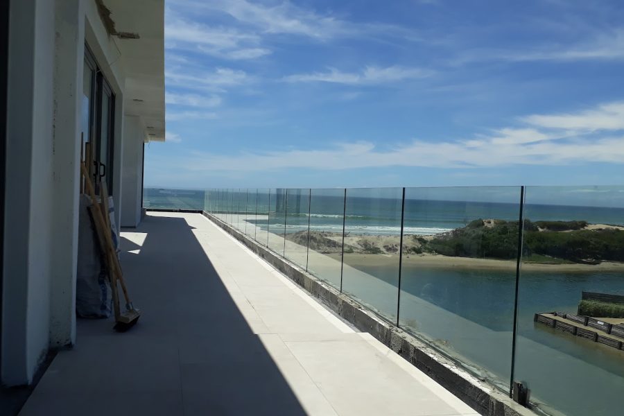 Glass balustrades residential installation