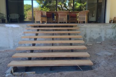 Custom staircase for resiential entrance